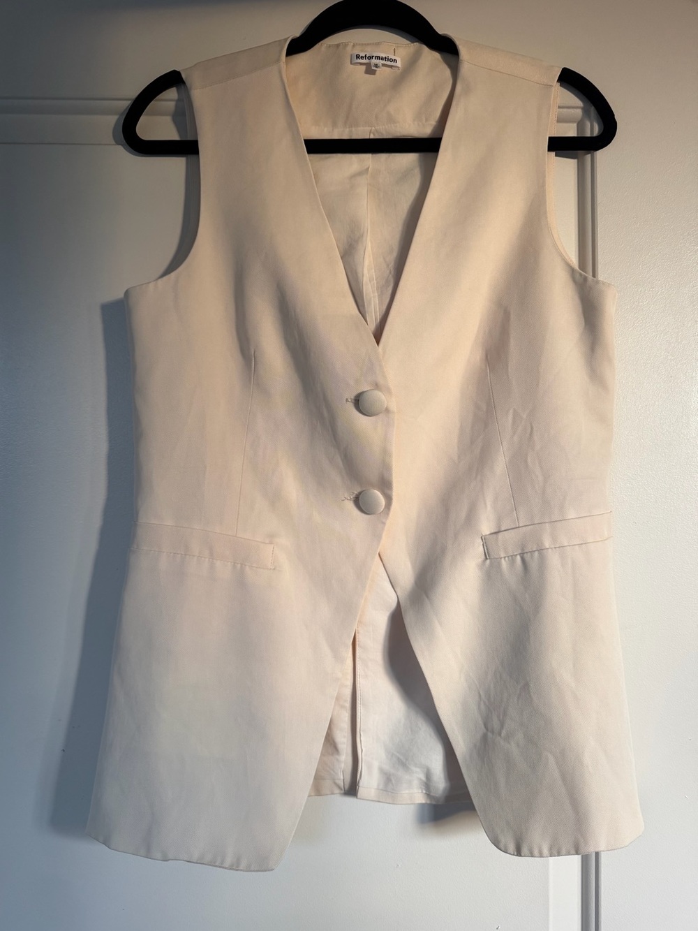 Reformation Casey Vest (sugar) - Picture 3 of 3